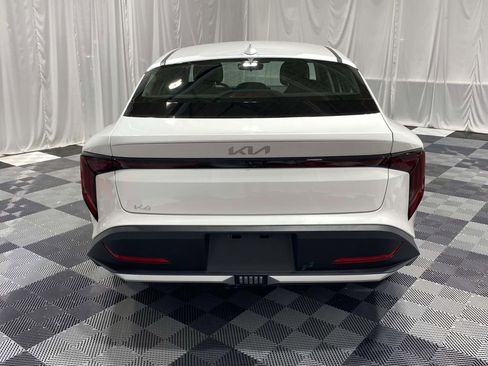 New 2026 Kia K4 LX image 3