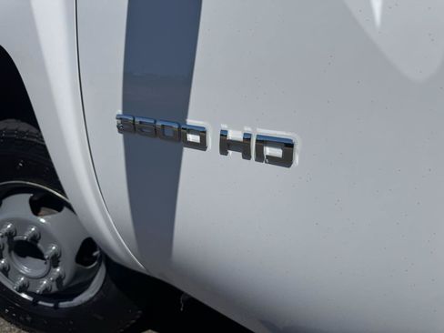 Used 2012 Chevrolet Silverado 3500 W/T RWD image 42