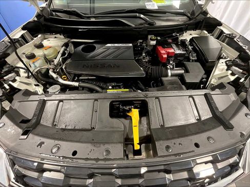 Certified 2023 Nissan Rogue S image 29