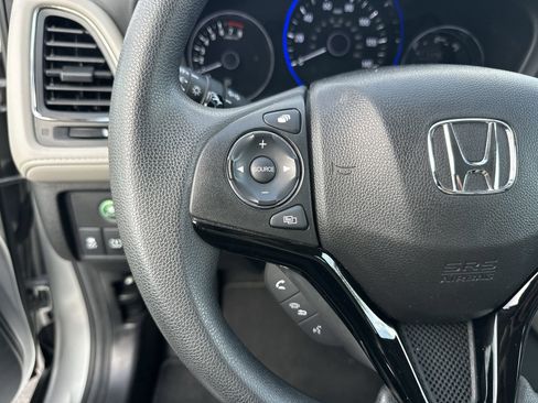 Used 2016 Honda HR-V EX image 13