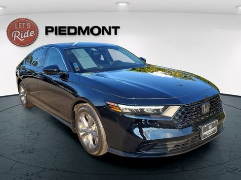 Used 2024 Honda Accord EX image 5