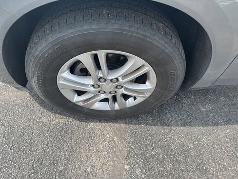 Used 2018 Buick Enclave Premium w/ LPO, Cargo Package image 4