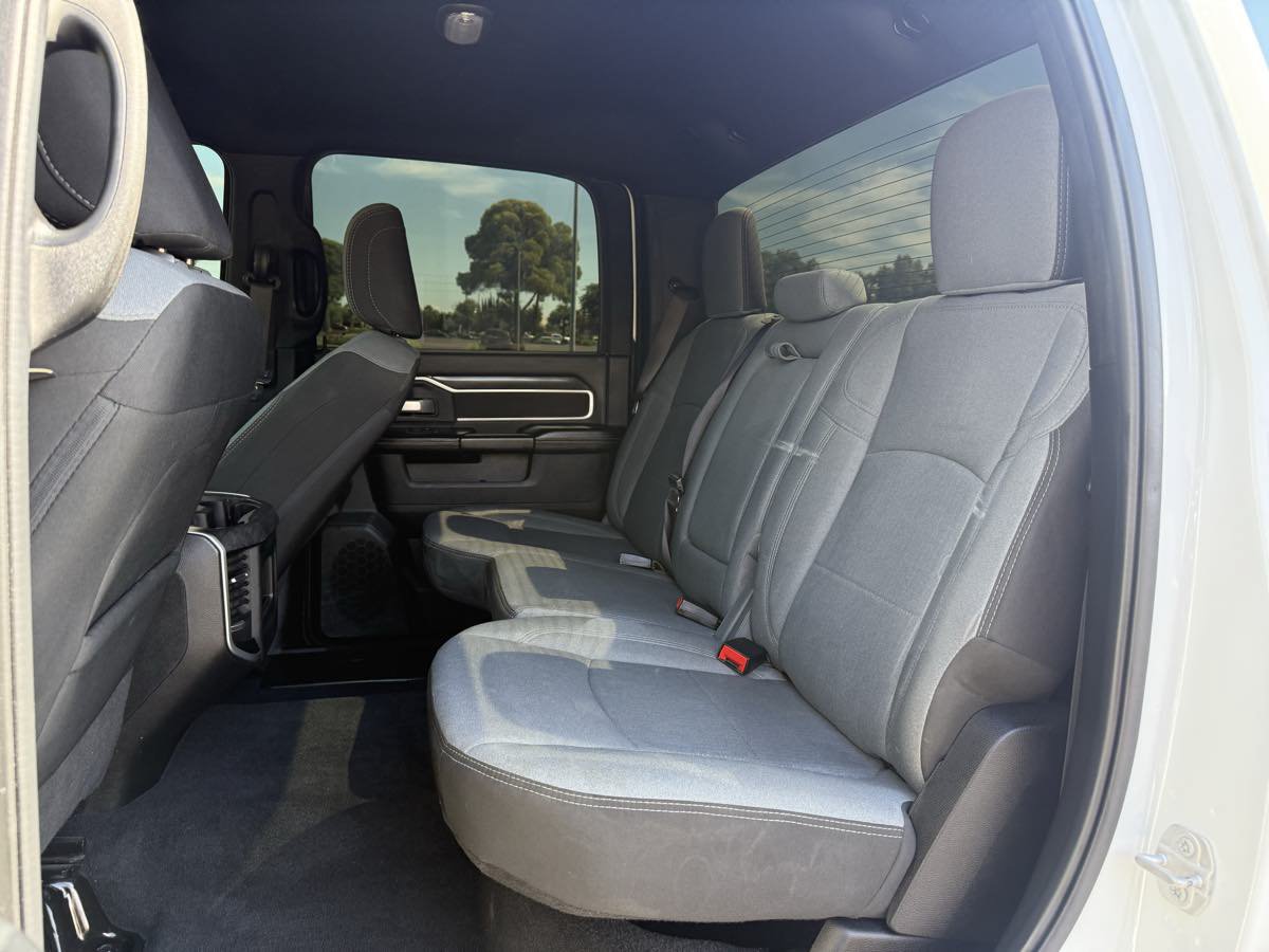 Used 2024 RAM 2500 Big Horn w/ Off Road Package AWD/4WD image 28