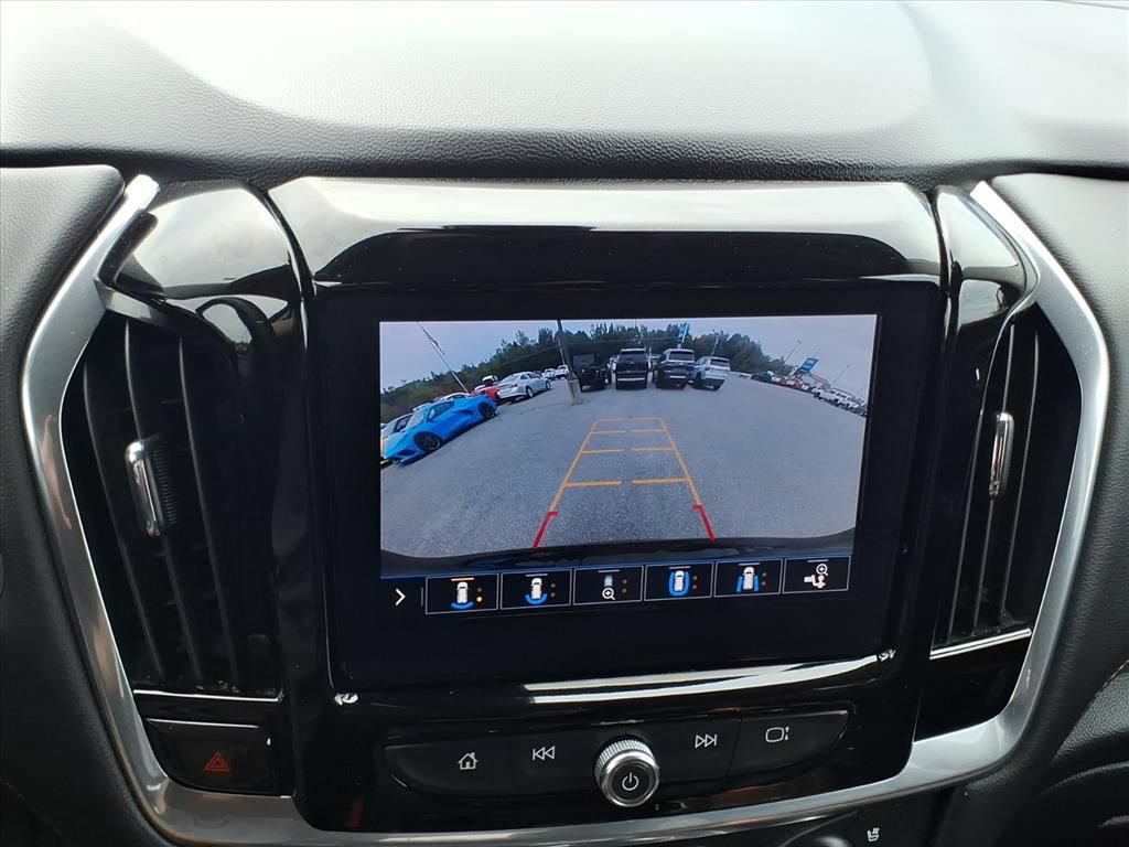 Used 2021 Chevrolet Traverse Premier w/ Redline Edition AWD/4WD image 15