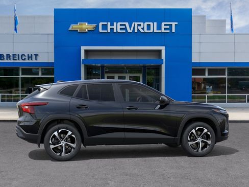 New 2026 Chevrolet Trax RS w/ Sunroof Package FWD image 29