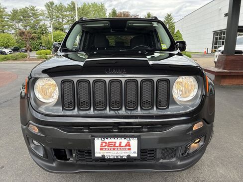 Used 2017 Jeep Renegade Altitude AWD/4WD image 2