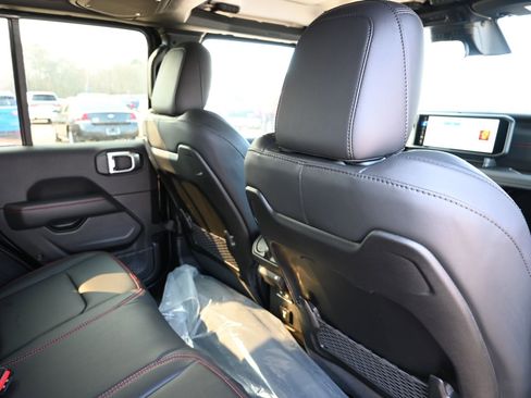 New 2026 Jeep Wrangler Unlimited Rubicon image 22