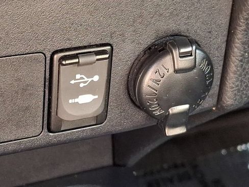 Used 2018 Toyota RAV4 Limited w/ All Weather Liner Package AWD/4WD image 25