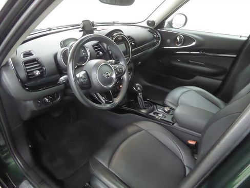 Used 2019 MINI Cooper Clubman ALL4 w/ Premium Package image 18