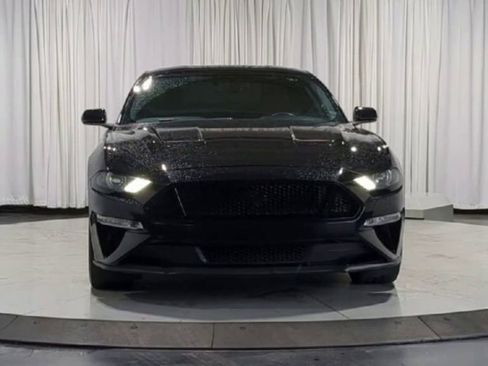 Used 2018 Ford Mustang GT Premium w/ Black Accent Package RWD image 3