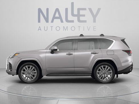 Used 2023 Lexus LX 600 4WD w/ Accessory Package (Z1) image 2