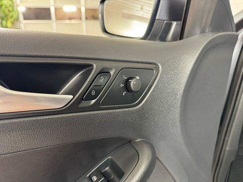 Used 2014 Volkswagen Jetta SE image 15