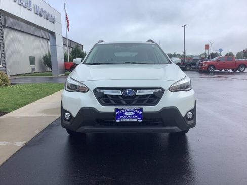 Used 2021 Subaru Crosstrek 2.5i Limited w/ Moonroof Package 1 AWD/4WD image 3