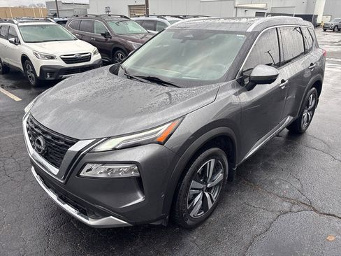 Used 2023 Nissan Rogue Platinum w/ Platinum Premium Package image 6