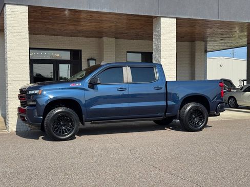 Used 2021 Chevrolet Silverado 1500 RST AWD/4WD image 5