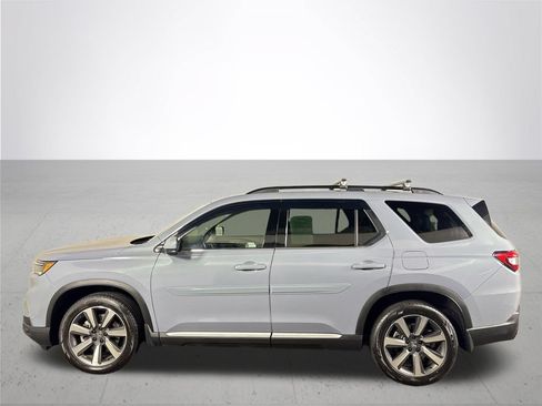 Used 2023 Honda Pilot Elite image 9