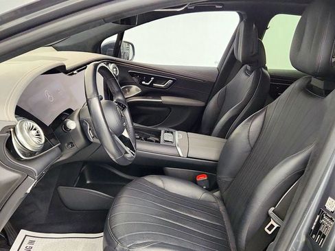 Used 2023 Mercedes-Benz EQS 580 4MATIC SUV image 19