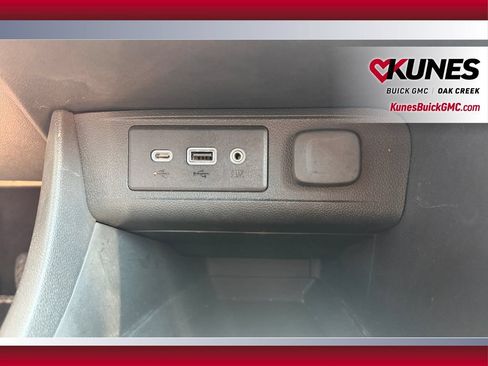 Used 2020 Buick Encore GX Select FWD image 32