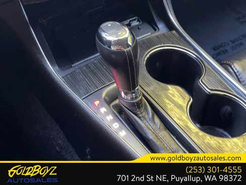 Used 2018 Chevrolet Impala Premier FWD image 24