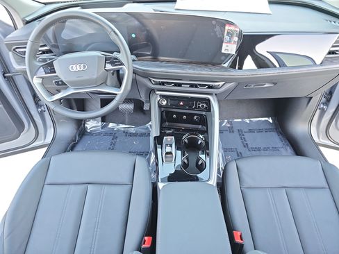 New 2025 Audi Q5 Premium Plus image 9