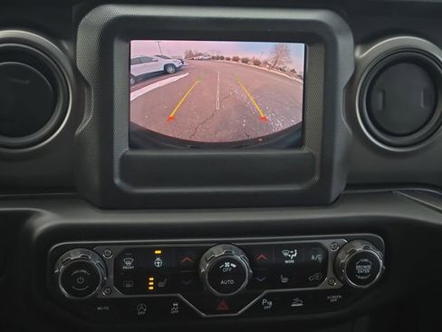 Used 2021 Jeep Wrangler Unlimited Sport S image 20