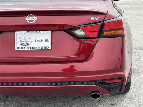 Used 2019 Nissan Altima 2.5 SV image 7