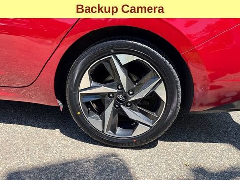 Used 2023 Hyundai Elantra Limited FWD image 9
