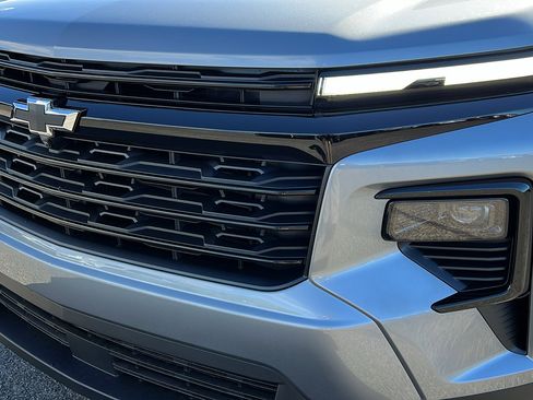 New 2026 Chevrolet Traverse LT w/ Midnight/Sport Edition image 9