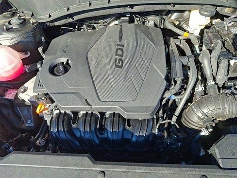 Used 2025 Hyundai Tucson SE image 28