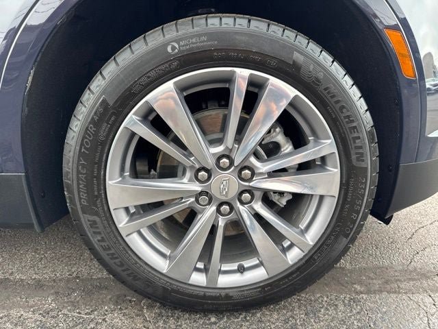 Certified 2025 Cadillac XT5 Premium Luxury AWD/4WD image 31