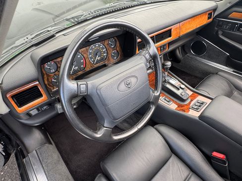 Used 1995 Jaguar XJS 4.0 Convertible image 25