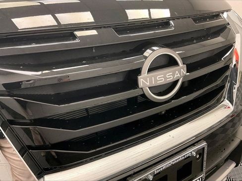 Certified 2025 Nissan Pathfinder SL image 26