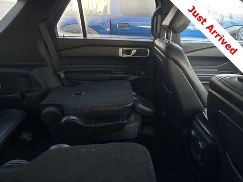 Used 2020 Ford Explorer XLT w/ Equipment Group 202A image 12