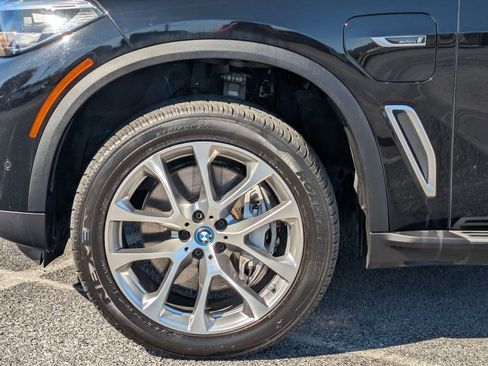 Used 2023 BMW X5 xDrive45e image 27