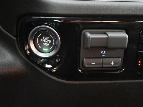 New 2026 Chevrolet Silverado 1500 LT w/ All Star Edition Plus image 30