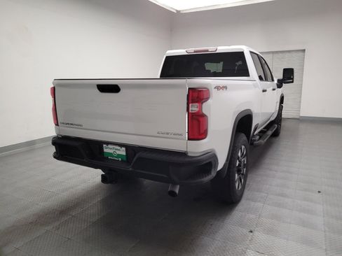 Used 2020 Chevrolet Silverado 2500 Custom w/ Custom Value Package AWD/4WD image 7