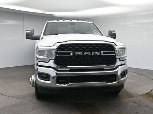 Used 2024 RAM 3500 Big Horn image 7