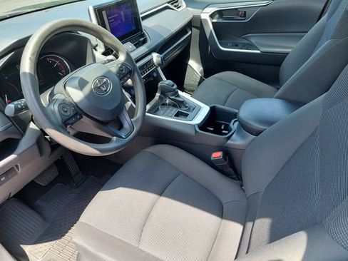 Certified 2025 Toyota RAV4 LE AWD/4WD image 9