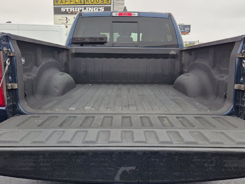 Used 2022 RAM 1500 Laramie w/ Sport Appearance Package AWD/4WD image 11