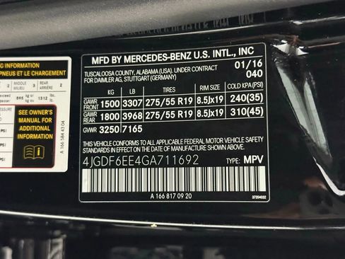 Used 2016 Mercedes-Benz GL 450 4MATIC image 69