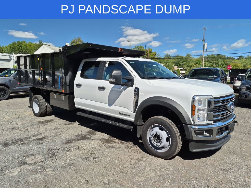 New 2026 Ford F550 4x4 Crew Cab image 4
