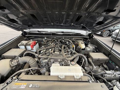 Used 2025 Toyota 4Runner TRD Sport AWD/4WD image 32