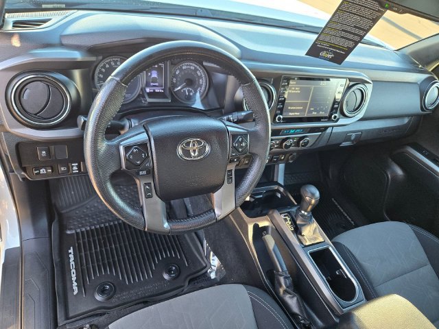 Used 2021 Toyota Tacoma TRD Off-Road w/ Technology Package AWD/4WD image 6