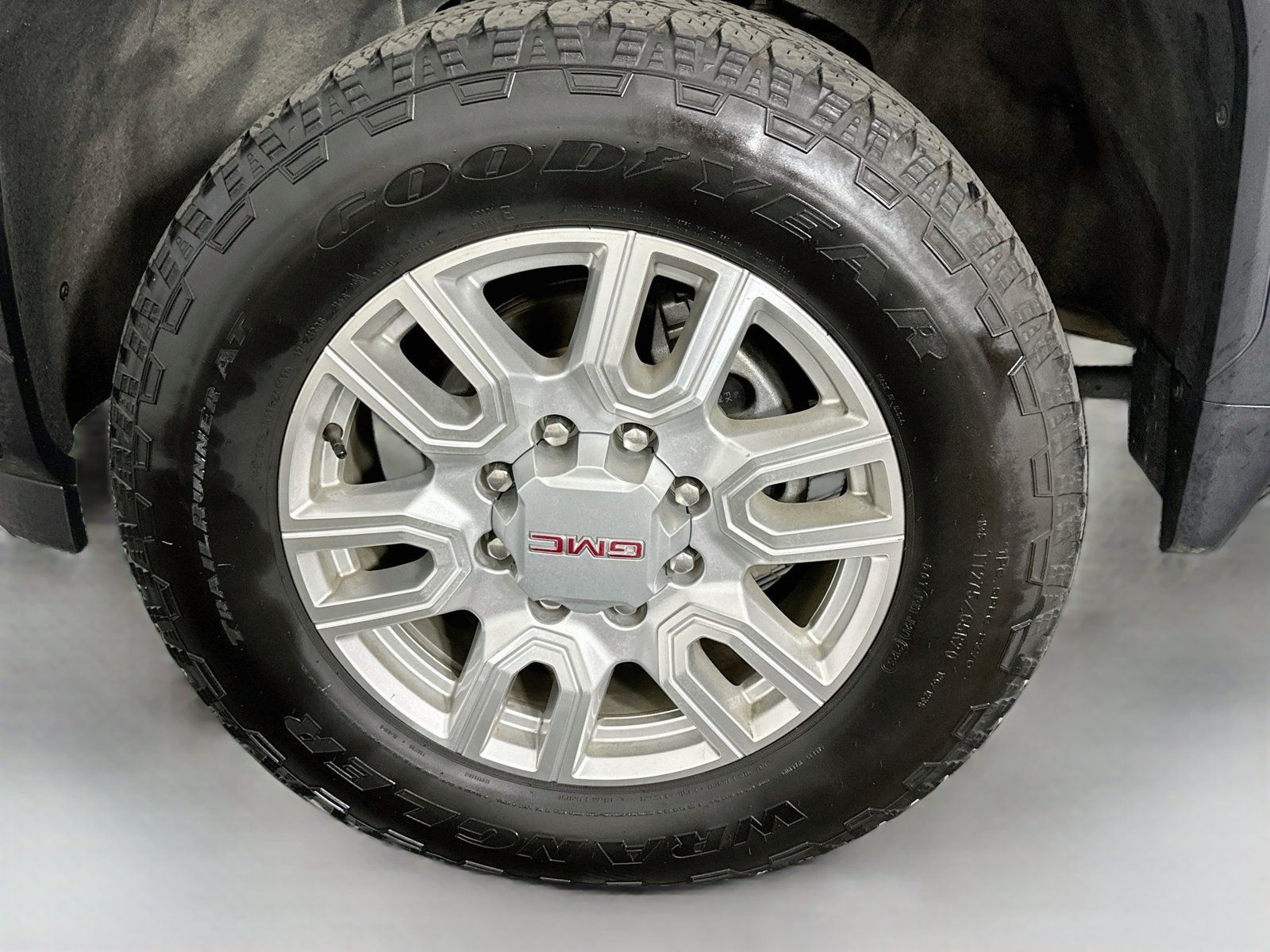 Used 2024 GMC Sierra 3500 SLT AWD/4WD image 32