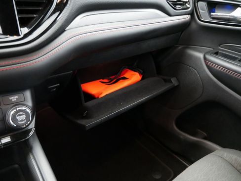 Certified 2024 Dodge Durango GT image 41