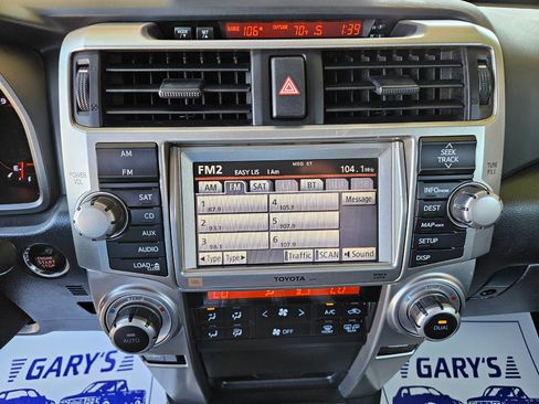 Used 2010 Toyota 4Runner Limited image 20