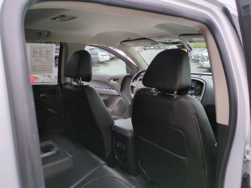 Used 2019 Chevrolet Colorado Z71 image 43