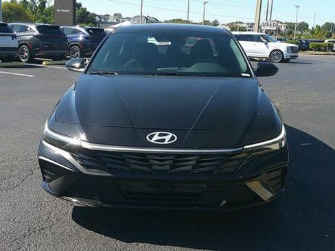 New 2026 Hyundai Elantra SEL w/ Cargo Package FWD image 16