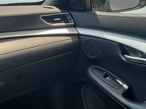 Used 2021 INFINITI QX50 Luxe w/ Appearance Package FWD image 13