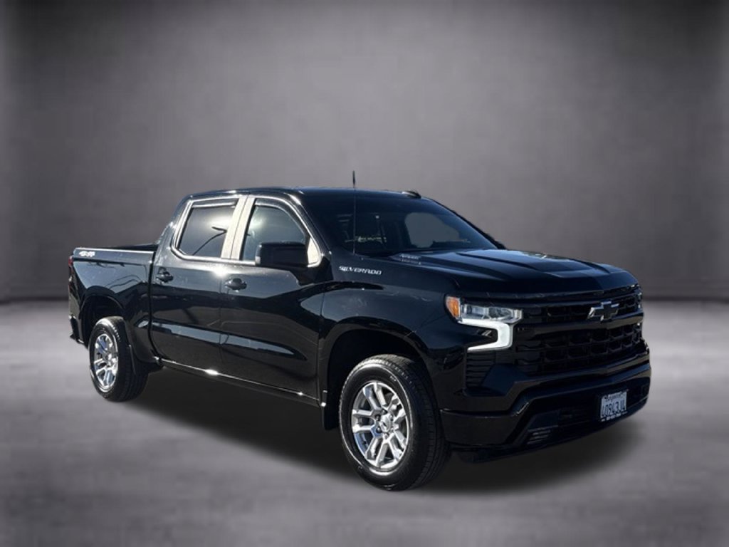 Used 2023 Chevrolet Silverado 1500 RST AWD/4WD image 2